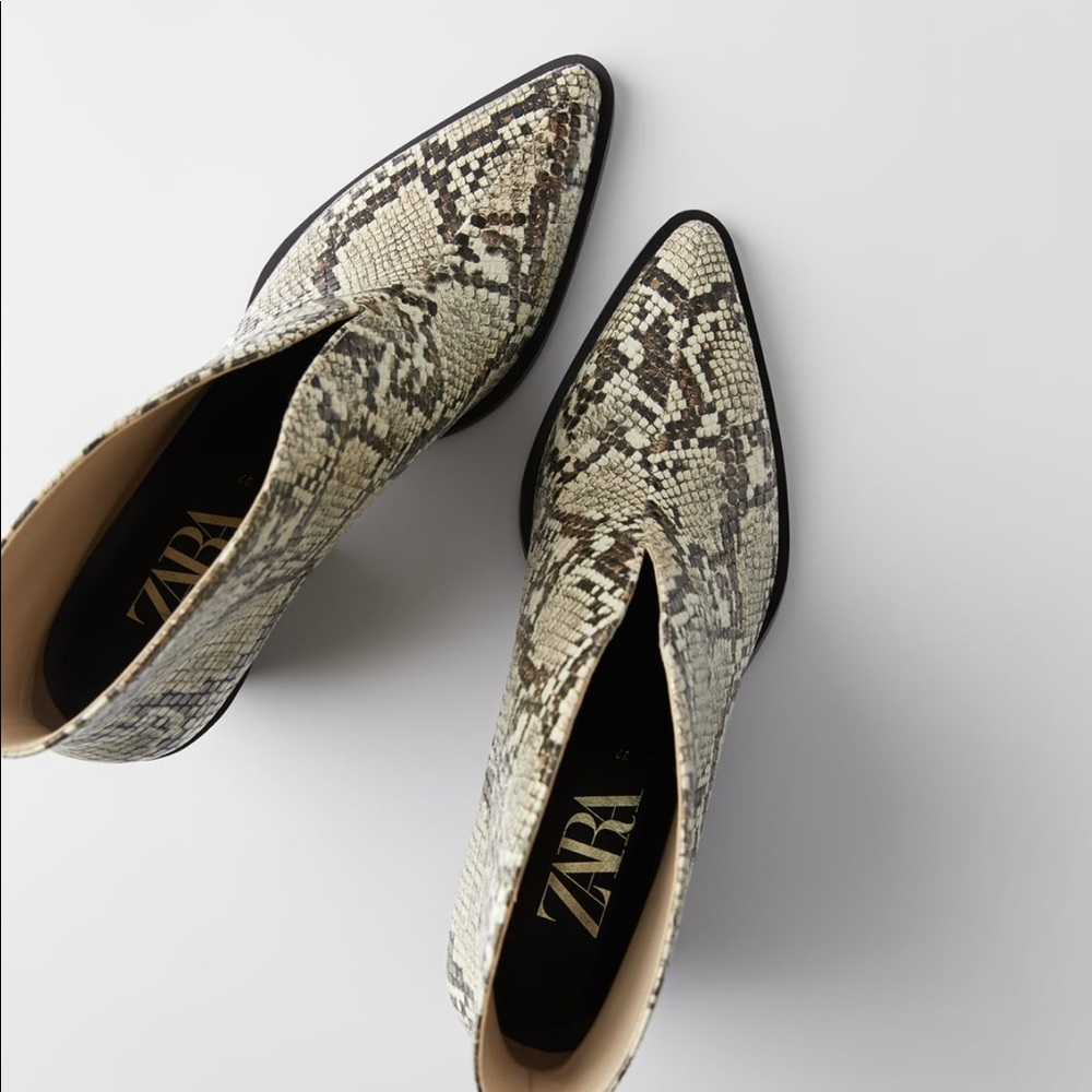 Zara Animal Print V-Vamp Cowboy Ankle Boot Size 9